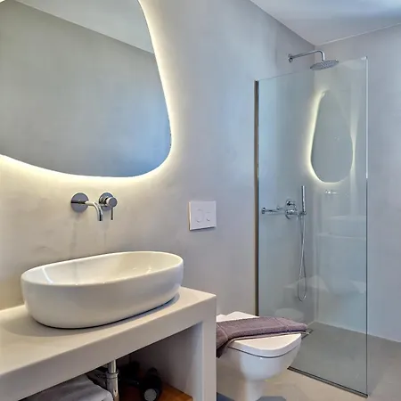 Paros Gem * Νάουσα