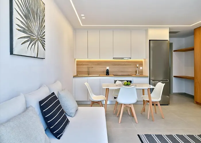 Paros Gem Appartement *