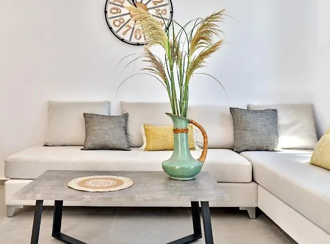 Paros Gem Appartement Naousa