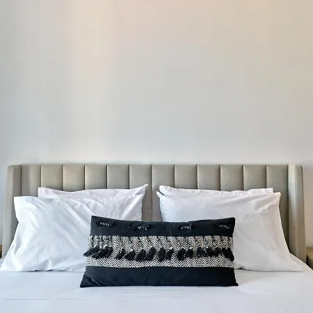 Paros Gem * Naousa (Paros)