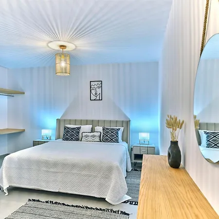 Paros Gem Νάουσα
